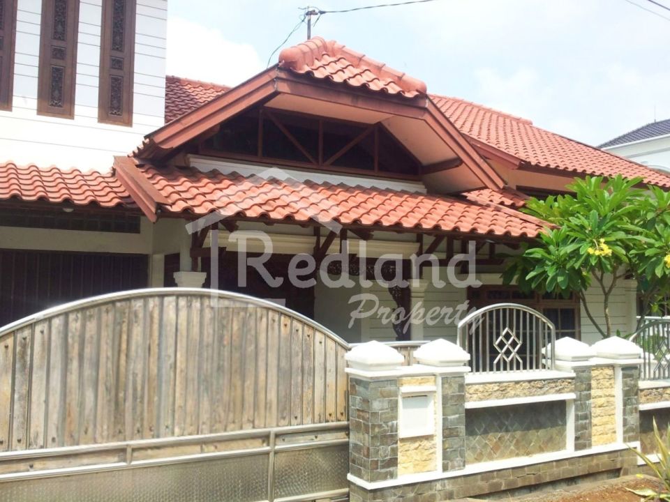 Rumah di Daerah Bukit Sari , Semarang ( Jo 8768S )