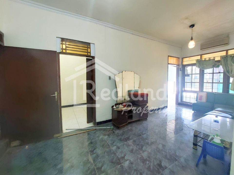 Rumah di Puri Anjasmoro , Semarang ( Jo 8820)