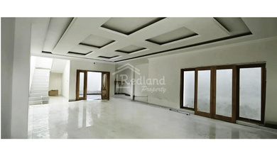 Penawaran Langka, rumah Prestisius di Semarang Tengah, Semarang, LB 240m²