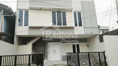 Promo Rumah di Manyaran, Semarang, LB 320m², Harga 2,5 Miliar