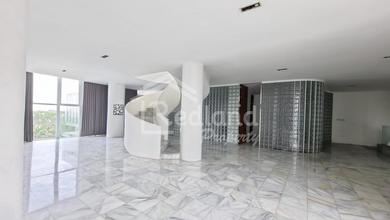 Hunian Elegan di Banyumanik, Semarang, 6 Kamar Tidur, LT 821m²