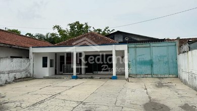 Gudang di JL Soekarno Hatta , Kendal ( Me 7765 )