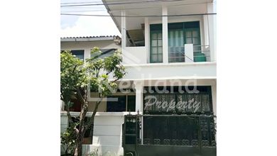 Rumah Asri 1,5 Lantai Butuh Renov di Perum Wanara Mukti (Vn0336)