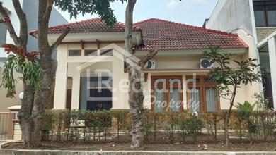 Rumah di Perum Graha Estetika , Banyumanik Semarang ( Me 8988 )