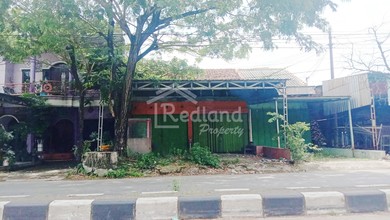 Ruko di daerah Woltermonginsidi , Semarang ( Me 7723 )