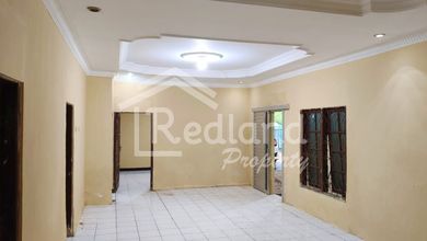 Rumah Dijual di Singorojo, Kendal, LB 300m², Harga Kompetitif!