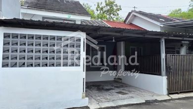Kesempatan Rumah di Tembalang, Semarang, LB 90m², Harga 650 Juta
