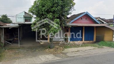 Rumah Elegan di Mijen, Semarang, 2 Kamar Tidur, LT 419m²