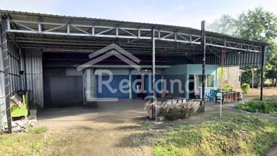 Gudang di Desa Pecuk Mijen , Demak ( Me 8089 )