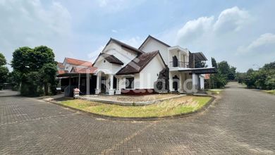 Rumah di Graha Taman Bunga , Bsb City Semarang ( Me 8615 )