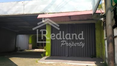 Ruang Usaha di Perintis Kemerdekaan , Semarang ( Jo 8778S )