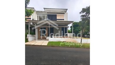 Rumah di Ivy Park Bsb City , Semarang ( Jo 8769 )