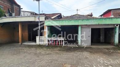 Tanah di Daerah Tirtoyoso , Semarang ( Jo 8837 )