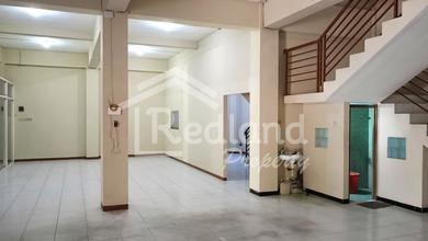 Ruko di Supriyadi , Semarang ( Jo 8840 )