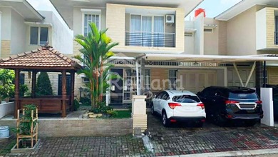 Hunian Mewah di Kawasan BSB City, Semarang, LB 250m², Harga 3,7 Miliar