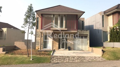 Rumah Area Luxury Tembalang, Semarang - Harga Terbaik 4 Miliar