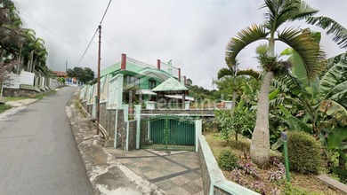 Villa di Bandungan , Semarang Ls Wn 0422 