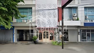 Ruko di daerah Pleburan , Semarang ( Wn 8298 )