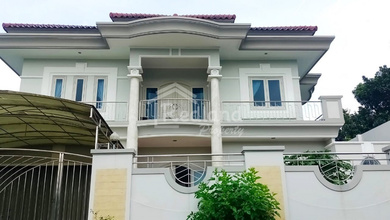 Rumah Area Luxury Banyumanik, Semarang - Harga Menarik 6,5 Miliar