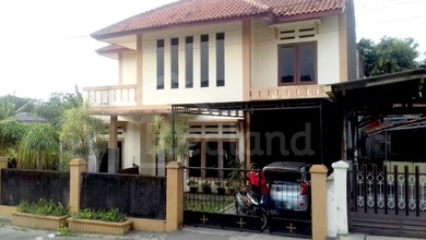 Rumah Elegan di Gajah Mungkur, Semarang, 5 KT, LT 247m²