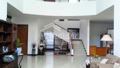 Rumah Elite di Kawasan Gajah Mungkur, Semarang, LB 450m², Harga 9 Miliar