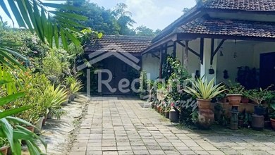 Rumah Area Luxury Ungaran, Semarang - Harga Menarik 6,5 Miliar
