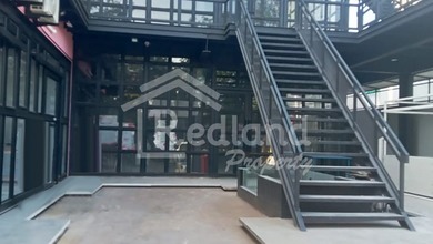 Ruang Usaha di Banyumanik , Dekat Undip Semarang Selatan (Ls 5157)