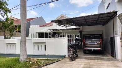 Hunian Elegan di Puri Anjasmoro, Semarang, 4 KT, LT 300m²
