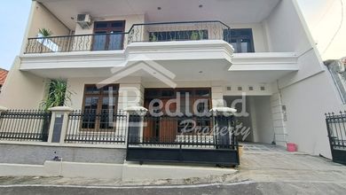 Promo Rumah di Banyumanik, Semarang, LB 310m², Harga 1,6 Miliar