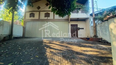 Gudang strategis tengah kota Semarang siap pakai disewakan di Daerah Semarang Barat Ln 5803 