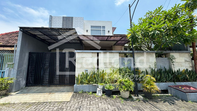 Jual Rumah Siap Tinggal di Semarang Selatan, Semarang, Luas 185 m2