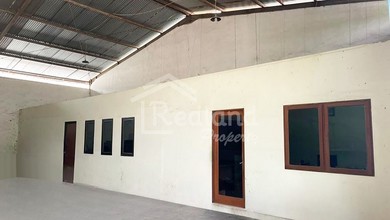 Gudang SHM Strategis Dekat Bandara di Madukoro, Vn 6696