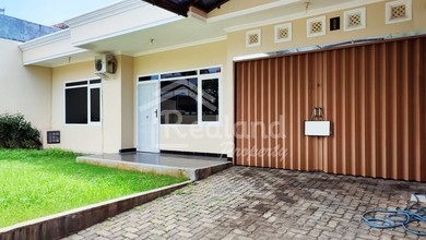 Disewakan Segera Rumah Bagus dengan Lahan Luas 240 m2 Kawasan Semarang Barat