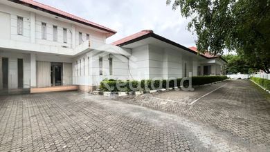 Ruang Usaha di Jl A Yani , Semarang ( Vn Tt 8470 )