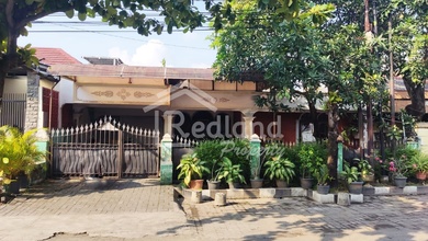 Jual Rumah Mewah LT 293 m2 Kawasan Gayamsari, Semarang