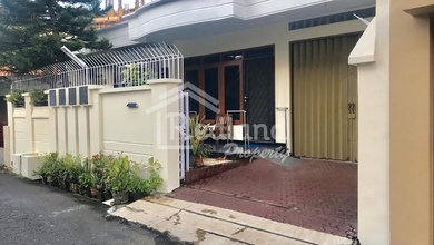 Rumah Elegan di pekunden, Semarang, 3 KT, LT 206m²