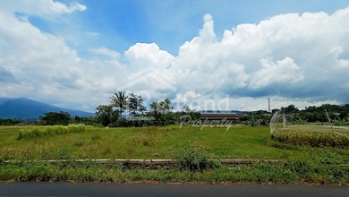 Tanah Luas 2237 m2 Kawasan Strategis Ambarawa, Dijual Murah