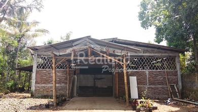 Rumah Dijual di Tegalrejo, Magelang, LB 200m², Harga Terbaik!