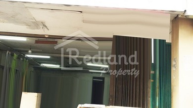 Dijual Ruko 3 Tingkat Lokasi Strategis Banyumanik