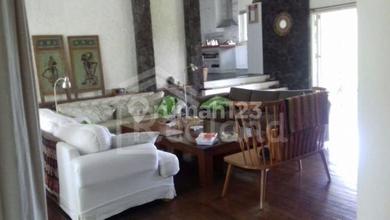 Rumah Mewah, Kolam Renang, Nyaman, Tembalang Dekat Undip Semarang (Ls 0042)