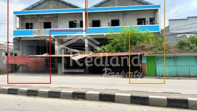 Ruko di daerah Wolter Monginsidi , Semarang ( Vn Si 8223)