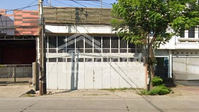 Gudang di Majapahit , Semarang ( Si 8255 )