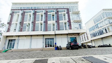 Ruko di Bizzpark Madukoro , Semarang Si Yl 4870