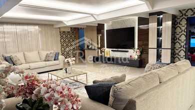 Hunian Elegan di Semarang Barat, Semarang, 6 Kamar Tidur, LT 296m²