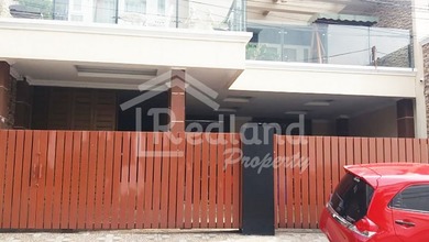 Rumah Elite di Kawasan Gayamsari, Semarang, LB 430m², Harga 5,5 Miliar