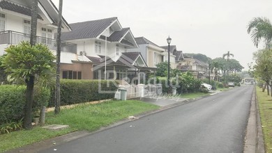Rumah di Cendana Golf Tangerang , Banten Hl 7198
