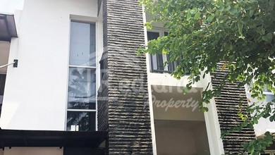 Rumah Area Luxury Tangerang, Tangerang - Harga Terbaik 3,8 Miliar