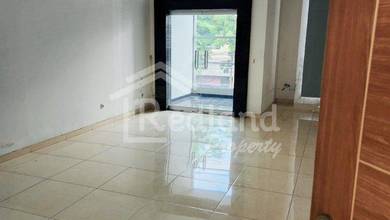 Ruko di Ki Mangunsarkoro , dekat Undip Semarang Si Me 6465s 