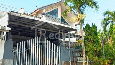 Rumah Dijual di Kedungmundu, Semarang, LB 300m², Harga Kompetitif!