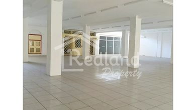 Ruang Usaha di Dr Cipto , Semarang ( Vn Tt Si 8693 )